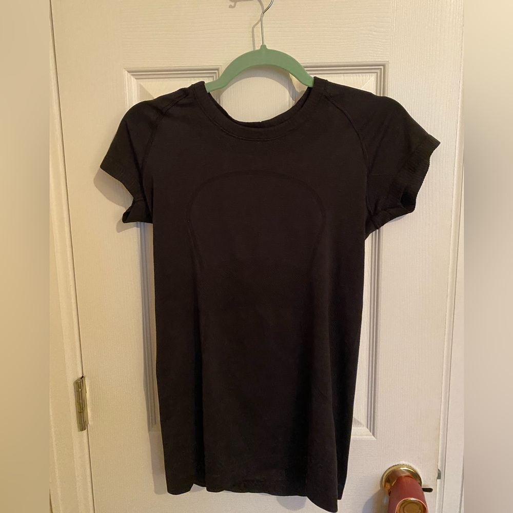 Lululemon Swiftly Tech Short-Sleeve Shirt 2.0